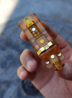 Eh EDC 老王小作坊战斗大师机械回弹推牌金属玩具啪啪币pei edc