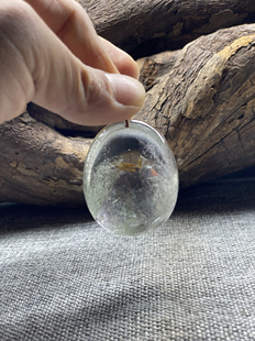 天然红绿幽灵挂件 带彩虹 男女款鬼佬水晶原石吊坠 事业 财运人缘