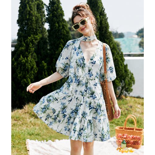 碎花裙子V领印花连衣裙女夏