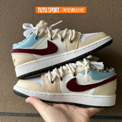 球鞋定制 Air Jordan 1 复古小熊贴布AJ1米白低帮复古篮球鞋女子