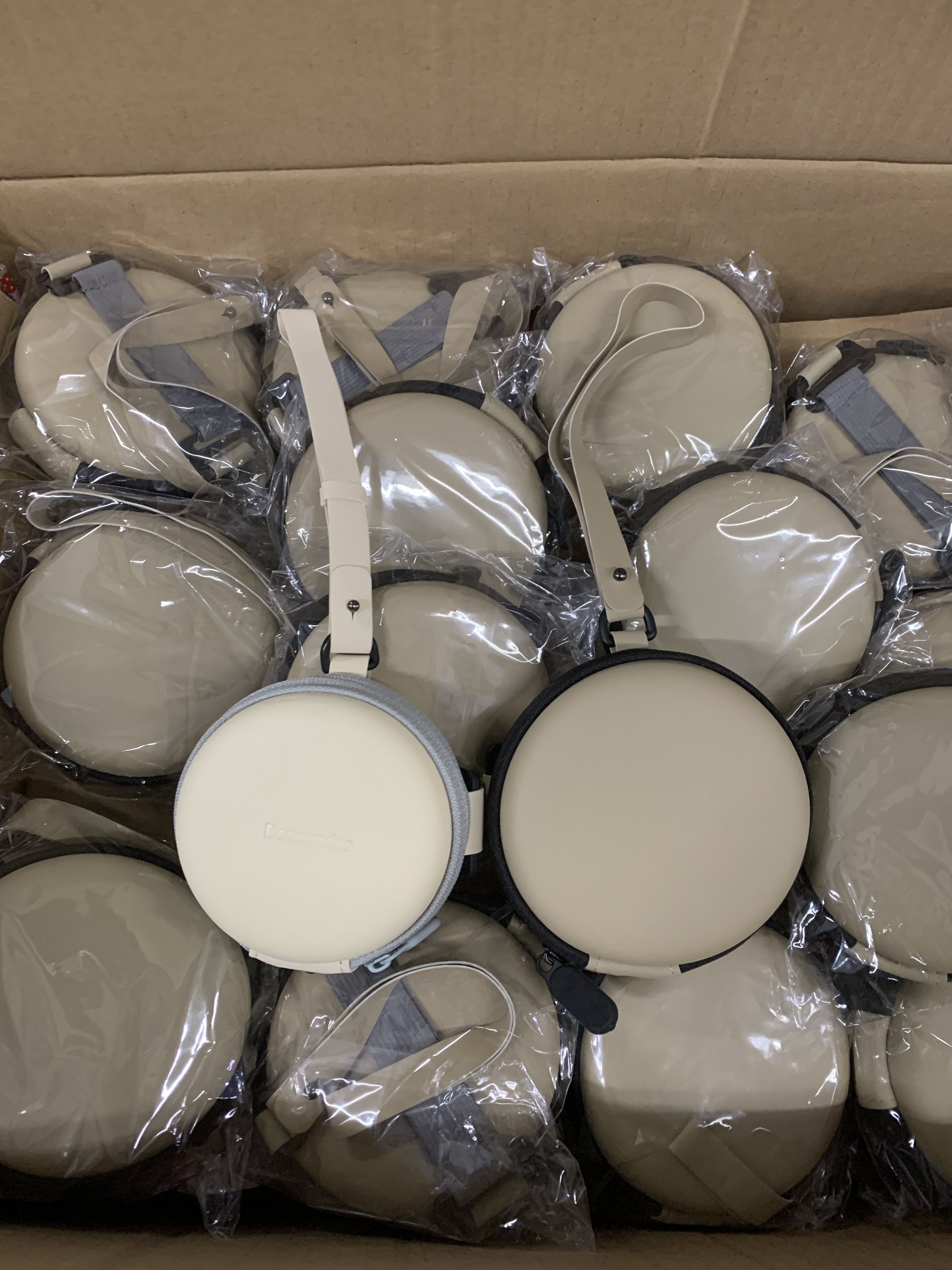 出口货折叠眼镜盒女高品质便携式收纳袋圆形拉链太阳镜男墨镜包数