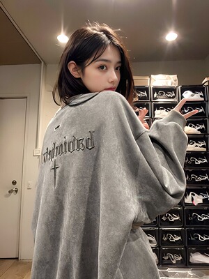 350克重磅刺绣圆领鹿皮绒卫衣