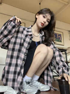 满天星衬衫 新款 长袖 情侣设计感宽松秋季 烫钻黑粉格子衬衣男女同款