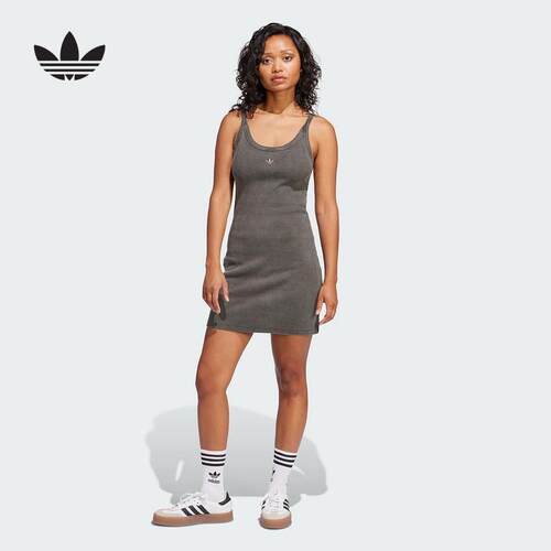 阿迪达斯三叶草女裙2025夏季休闲罗纹吊带裙修身运动连衣裙JC7550