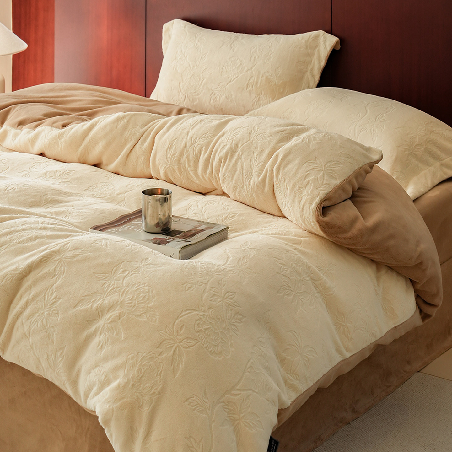 2025新款冬季保暖雕花牛奶绒四件套轻奢高级感加厚珊瑚绒床上用品,床上用品,床品套件/四件套/多件套,淘宝优惠券,粉丝福利购,淘宝优惠卷