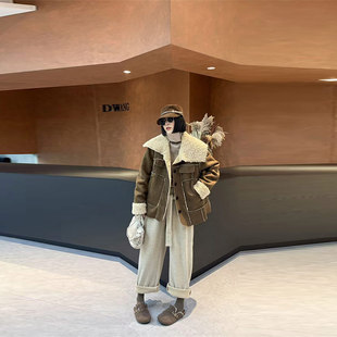 加肥大翻领皮毛一体外套大码女装欧洲站2025冬季新款洋气棉服上衣