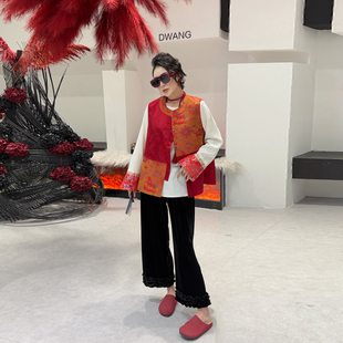 加肥大码女装红色2026新年款AB版国风马甲胖妹妹时尚拼色袖口小衫