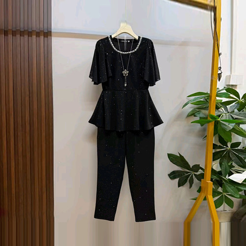 亮钻领短袖收腰上衣裤子两件套