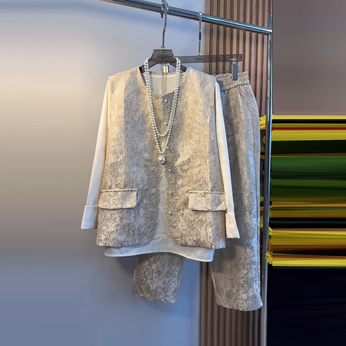 蕾丝边花朵国风马甲打底衫长裤