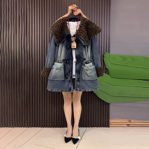 毛毛披肩领收腰牛仔棉服外套