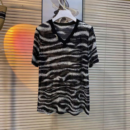 大码女装V领斑马纹短袖小衫