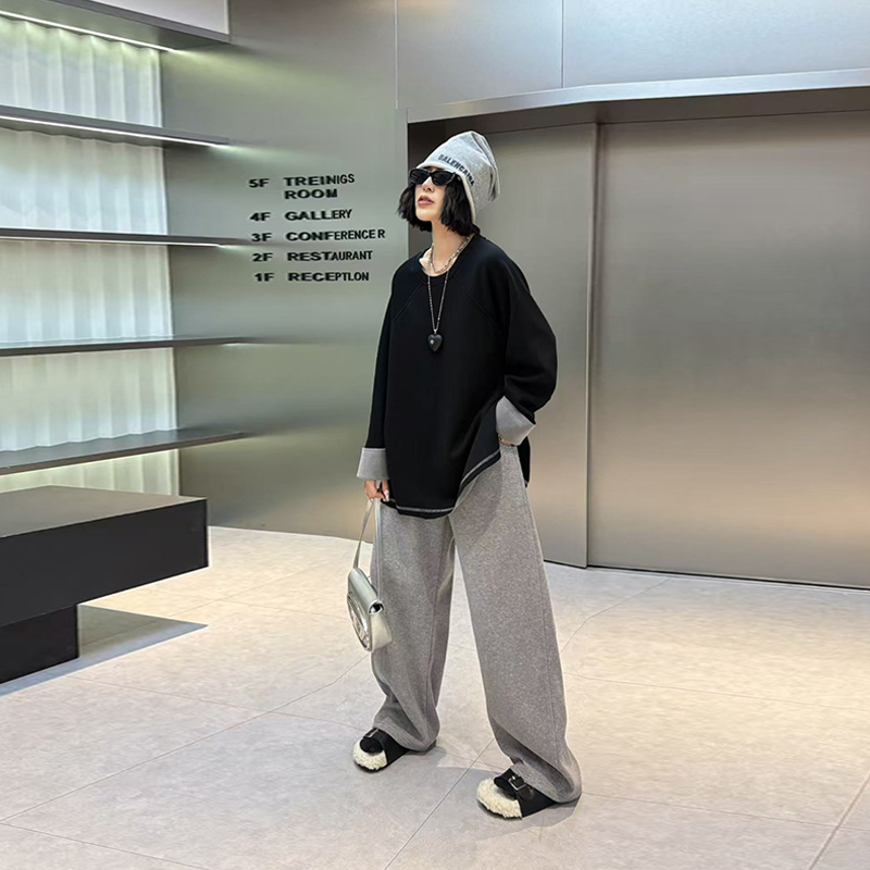 大码女装圆领拼色袖口上衣