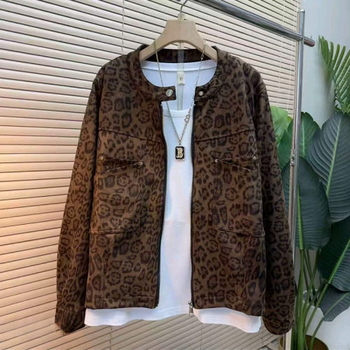 胖妹妹按扣领长袖豹纹上衣