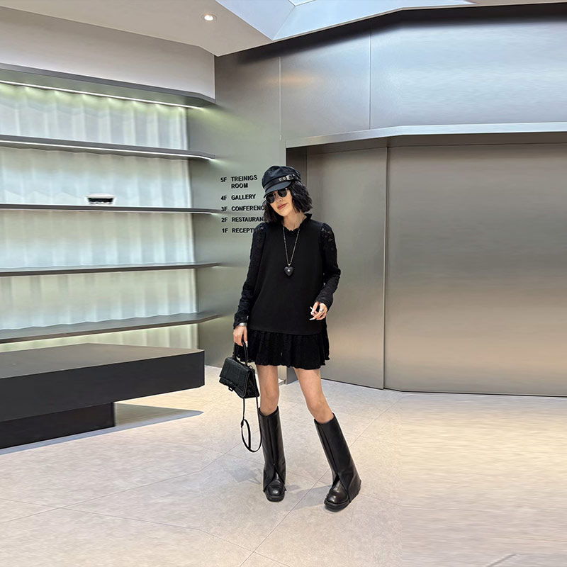 胖妹妹立领长袖蕾丝小衫