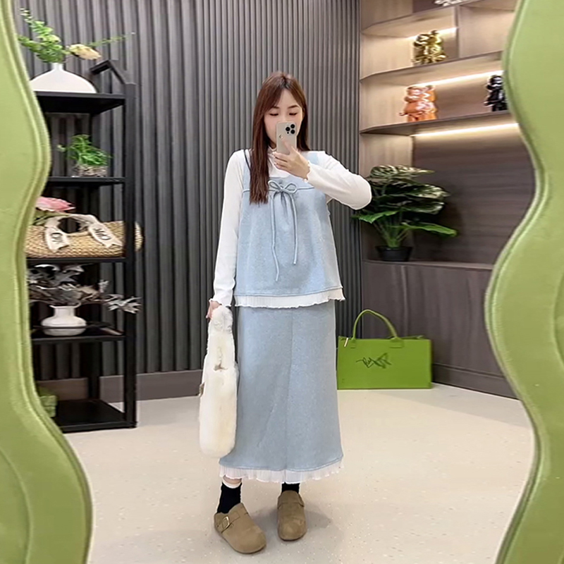 圆领马甲高领打底衫三件套半身裙