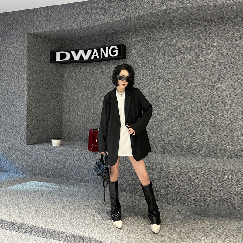 翻领长袖开衫亮钻西服外套