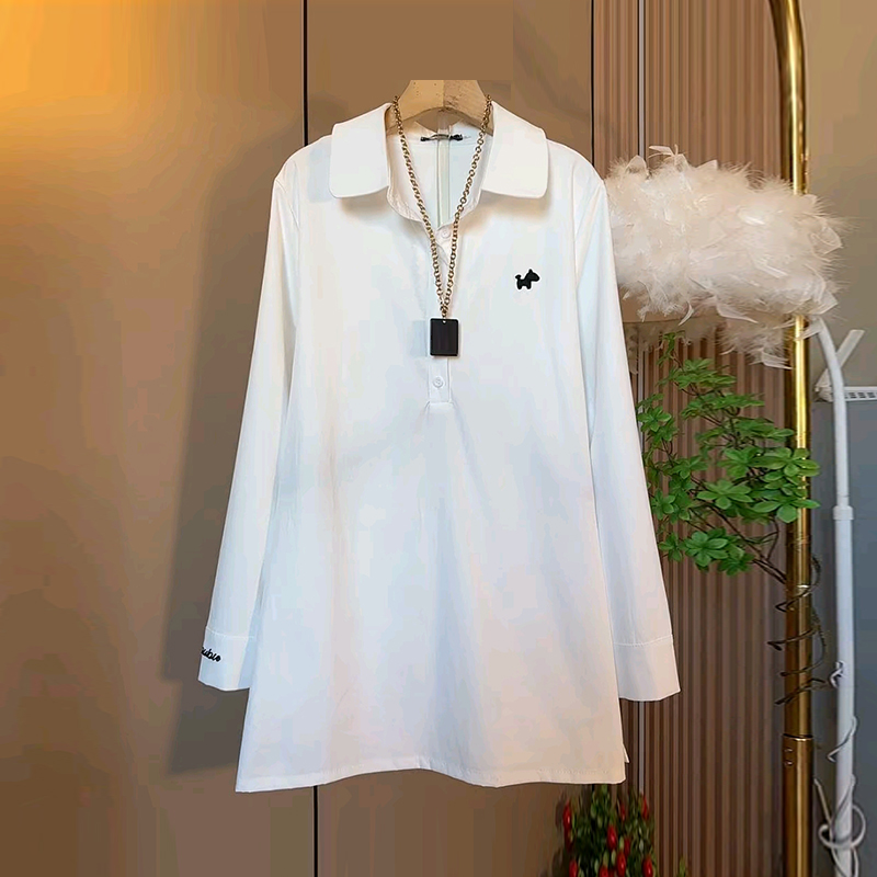 大码女装翻领字母袖口上衣