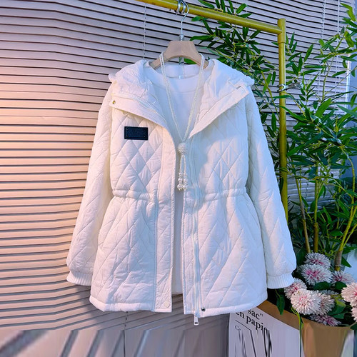 连帽菱形格长袖收腰夹棉棉服