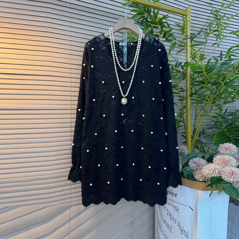 大码女装V领钉珠蕾丝小衫