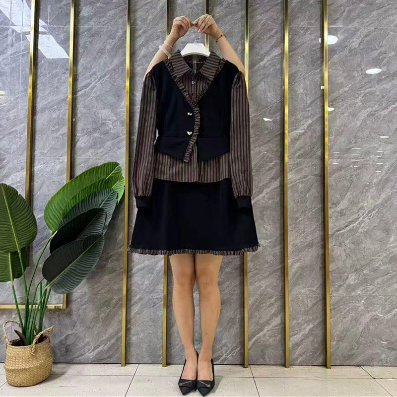 大码女装条纹翻领拼色马甲长袖假两件连衣裙气质通勤风胖妹妹裙子