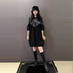 胖妹妹圆领亮片肩七分袖连衣裙大码女装法式赫本风秋冬款显瘦裙子