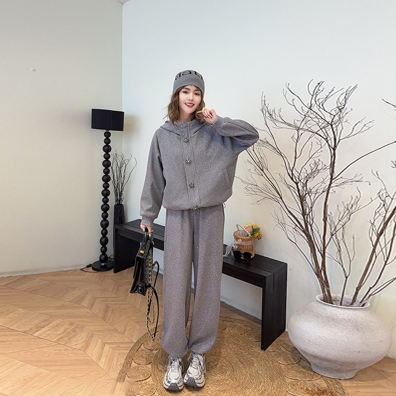 胖妹妹加肥连帽长袖前纽扣上衣束脚长裤韩版大码女装休闲两件套潮,女装/女士精品,大码套装,淘宝优惠券,粉丝福利购,淘宝优惠卷