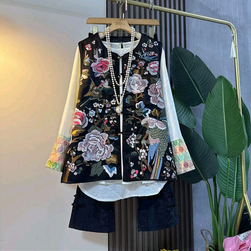 盘扣刺绣花鸟马甲打底衫微喇裤