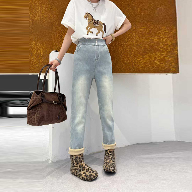 纽扣高腰净版加绒牛仔裤