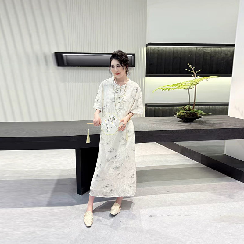 加肥女立领盘扣短袖花朵旗袍裙胖妹妹2025夏季长款法式复古连衣裙