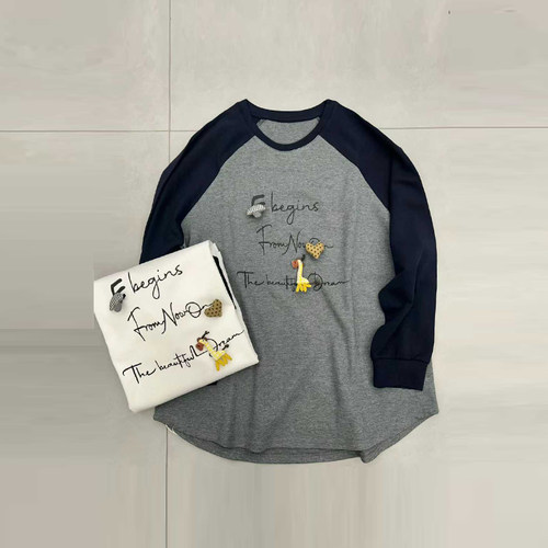 拼色长袖卡通图案上衣