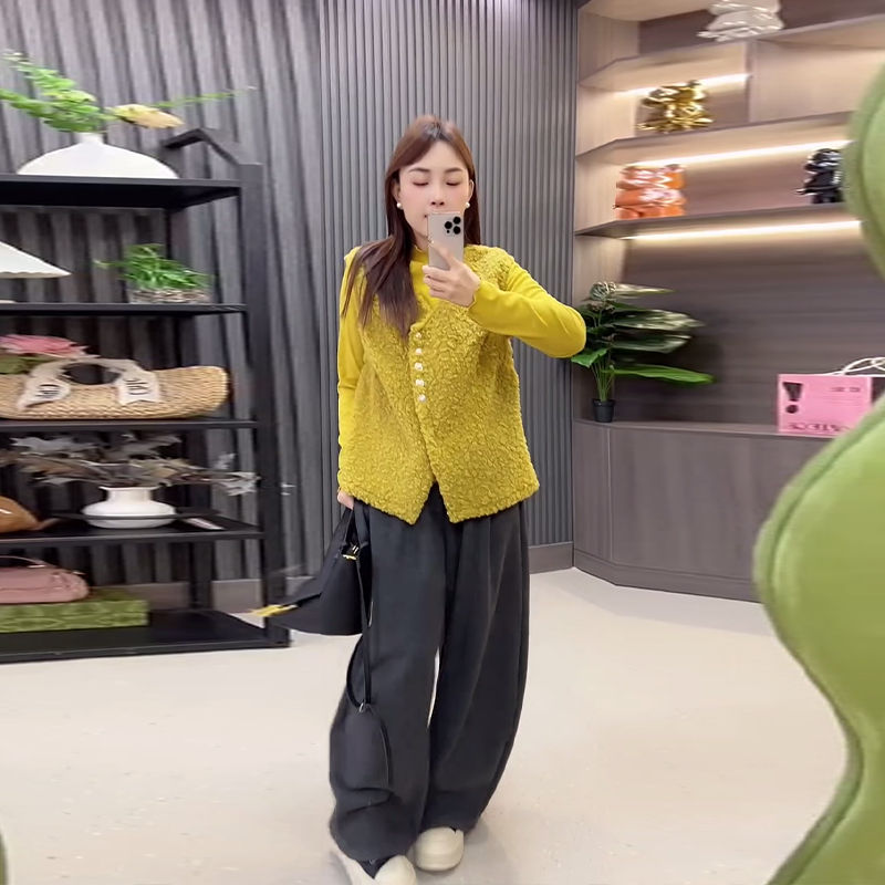 立领长袖木耳边打底衫羊羔毛马甲