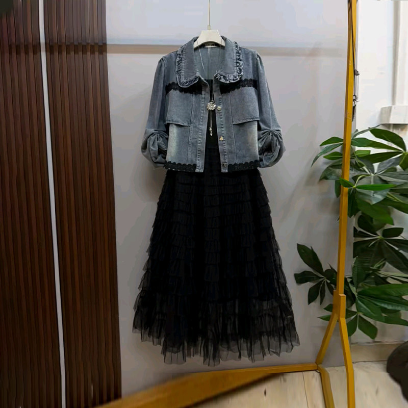 大码女装翻领荷叶边长袖牛仔外套胖MM黑色长款长款网纱裙摆马甲裙