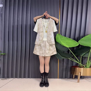 加肥V领盘扣马甲圆领短袖T恤衫短裤大码女装夏季款暗花国风三件套