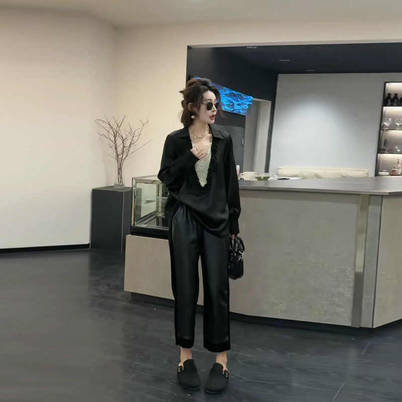 加肥大码女装翻领长袖上衣胖妹妹黑色显瘦宽松遮胯松紧腰九分裤子,女装/女士精品,大码内搭,淘宝优惠券,粉丝福利购,淘宝优惠卷