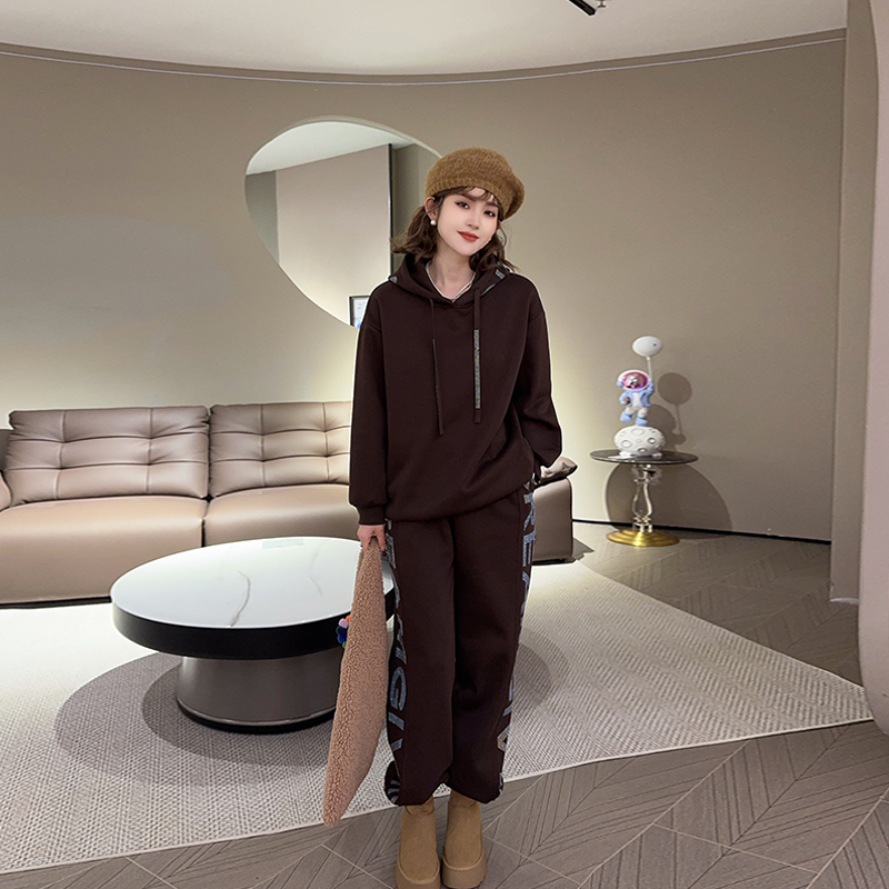 连帽长袖上衣束脚长裤加绒两件套