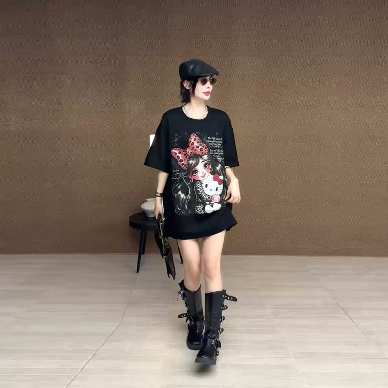 胖MM加肥卡通图案圆领短袖上衣欧货宽松遮肚子大码女装百搭T恤衫