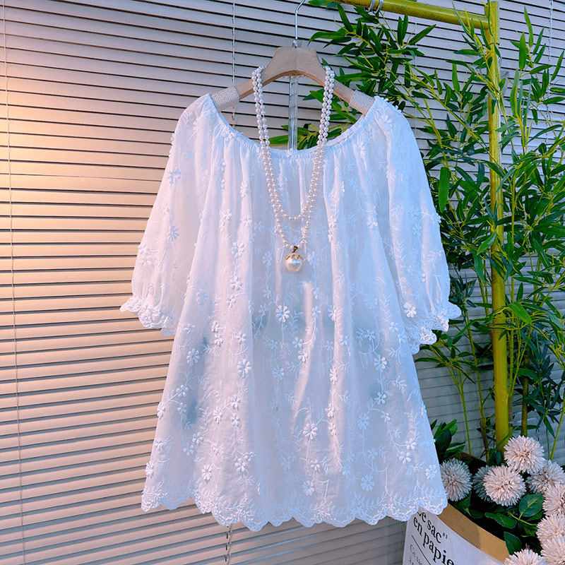 大码女装荷叶边袖口满身小花上衣白色小清新减龄胖妹妹淑女风小衫