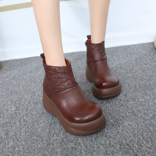 女鞋 皮靴妈妈鞋 复古 冬新款 9082压花厚底靴软底真皮靴子厚底松糕鞋