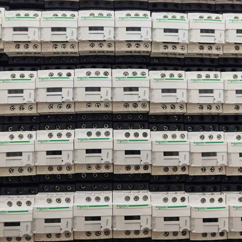 可维修耐德交流接触器LC1D09BL，DC24V，保证正品，几议价