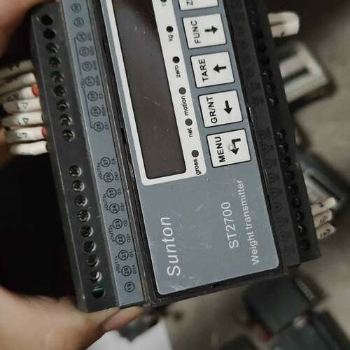 可维修Sunton ST2700重量变送器，带RS232/RS48议价