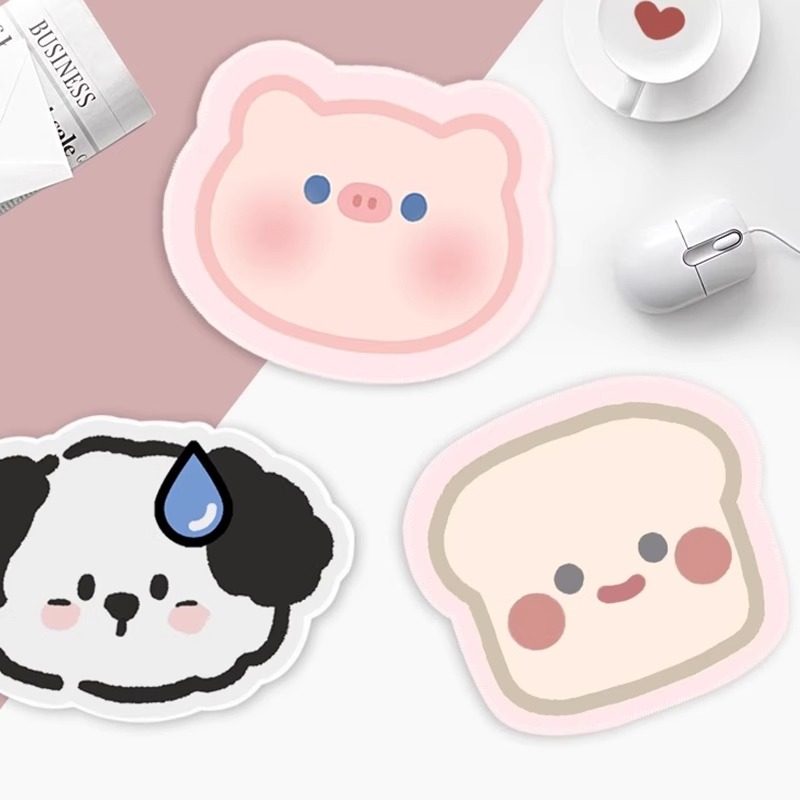 可爱小猪鼠标垫小号办公桌垫护手腕卡通吐司小狗桌垫防滑加厚锁边