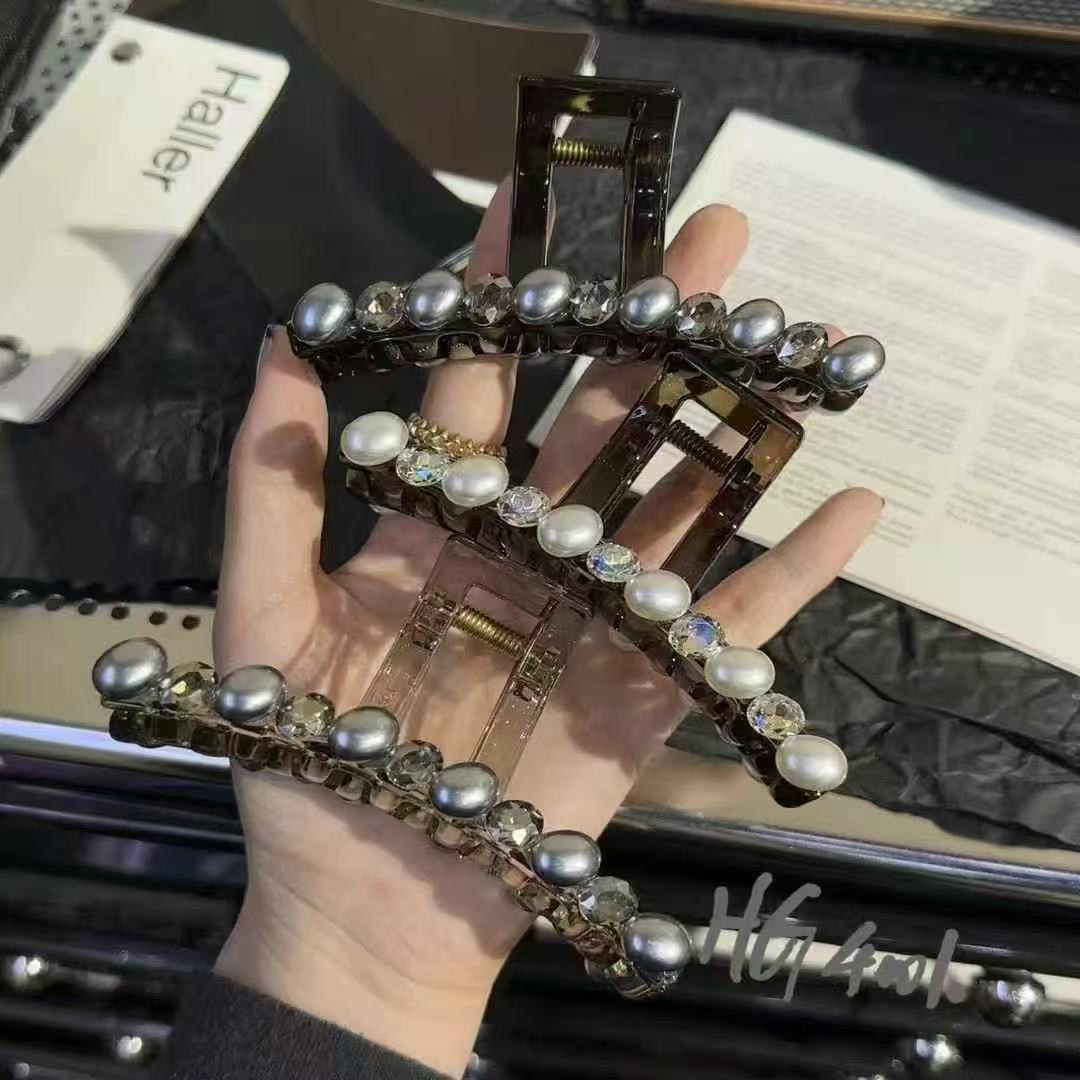 轻奢水晶珍珠大抓夹一字抓高级感后脑勺盘发鲨鱼夹发夹发卡发饰