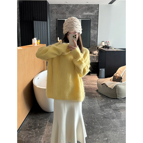 糖果色羊驼毛长绒保暖毛衣