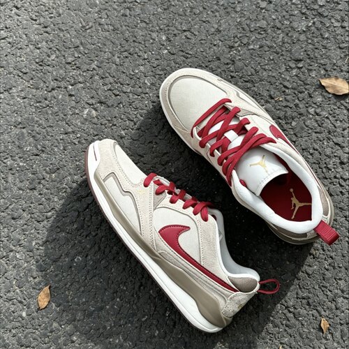 Nike/耐克 正品 Jordan CMFT ERA 时尚百搭复古篮球鞋 IQ9781-261