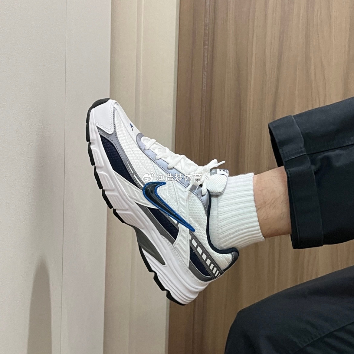 Nike/耐克 Initiator 男复古老爹鞋低帮耐磨运动休闲鞋394055-101