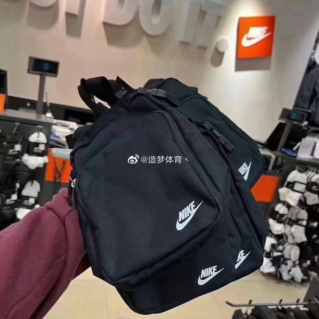 NIKE耐克男女时尚单肩包运动休闲斜挎包手机零钱包CK0988 DB0456