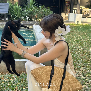 甜美白色百合花抓夹女春夏新款花朵发抓盘发鲨鱼夹头花头饰发饰