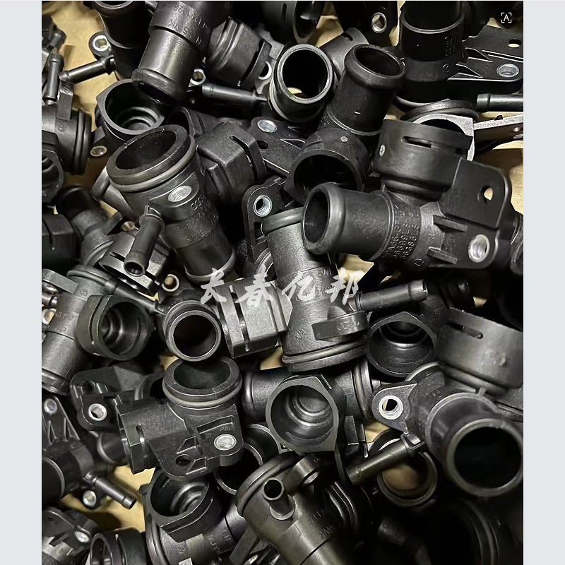 迈腾CC新帕萨特途观高6GTI昊锐缸盖三通暖风水管接头三通EA888