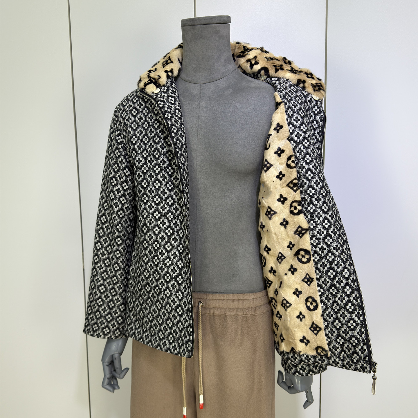 时着水墨提花四叶草水貂时装夹克冬季抗寒走秀款复杂肌理貂毛外套,男装,皮草,淘宝优惠券,粉丝福利购,淘宝优惠卷