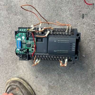 议价汇川PLC，H2U-1616MT-XP ，实物拍摄 成色如图